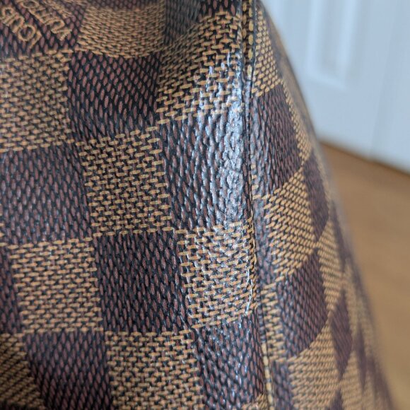 Louis Vuitton Brown Checkered Shoulder Bag - Picture 8 of 12